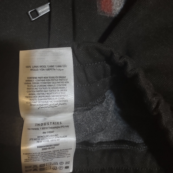 Moncler sweatpants - Picture 10 of 11